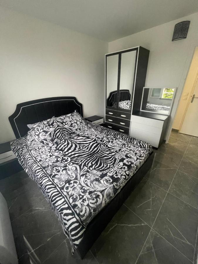 Appartement Lagny Sur Marne Disneyland Paris Exterior photo